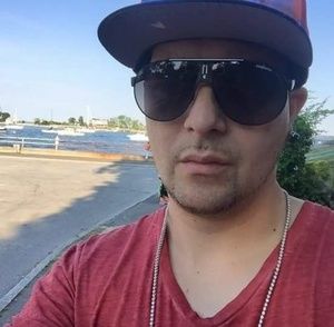 Meet your Posher, Edwin